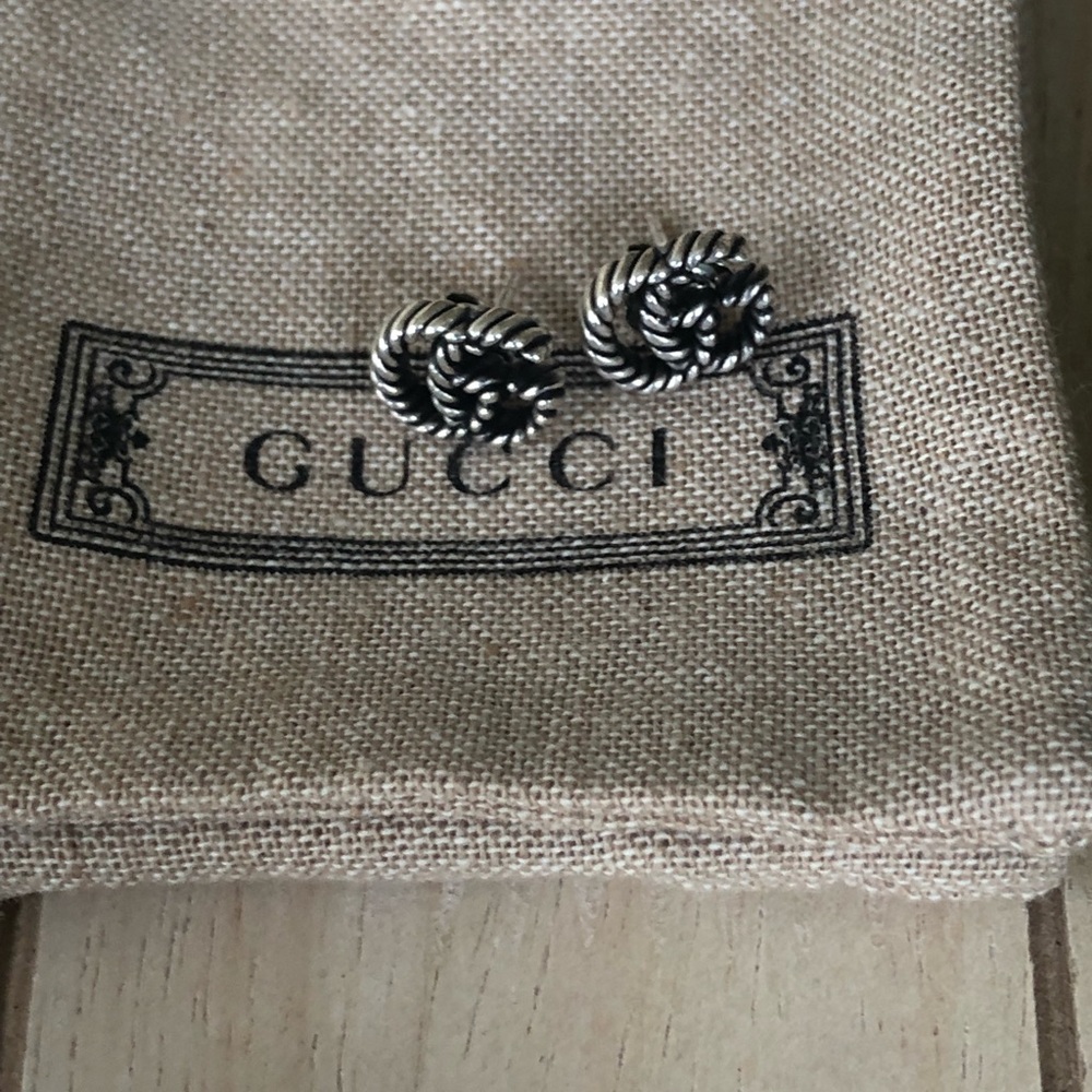 GUCCI 🇮🇹 GG SILVER STUD EARRINGS 🇮🇹